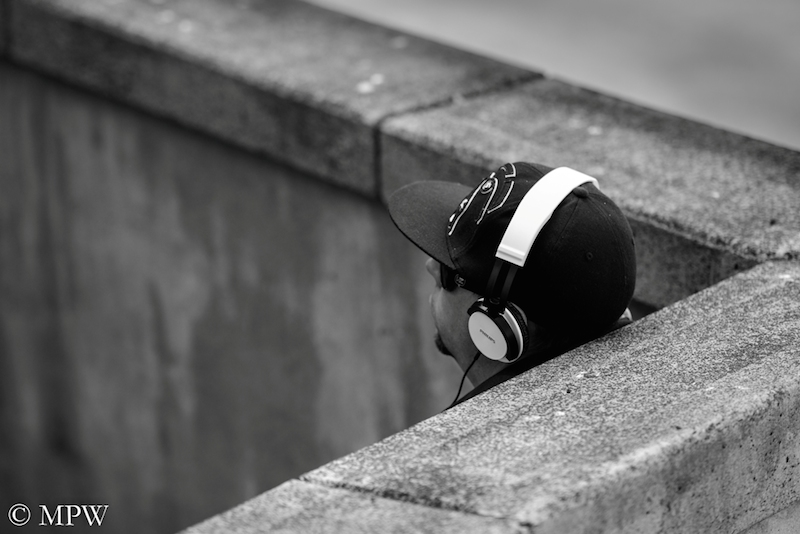 Auckland City street photo, Queent St, black and white